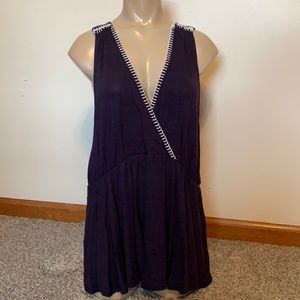 Universal Threads Pleated Detail Top